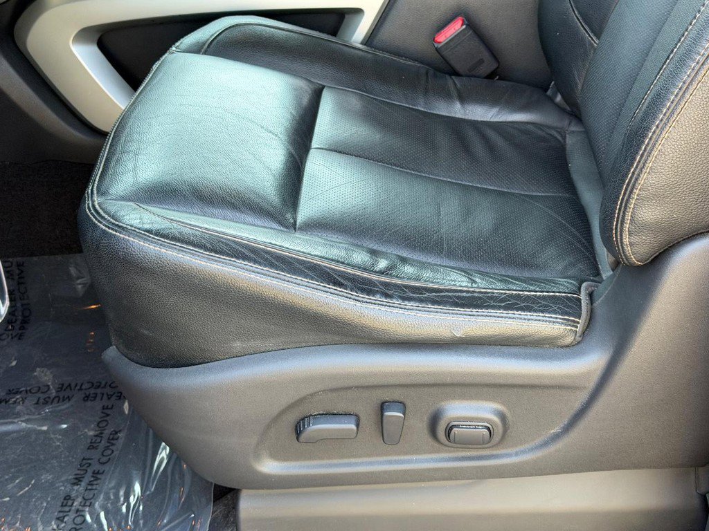 Used 2017 Nissan Titan SL image 24