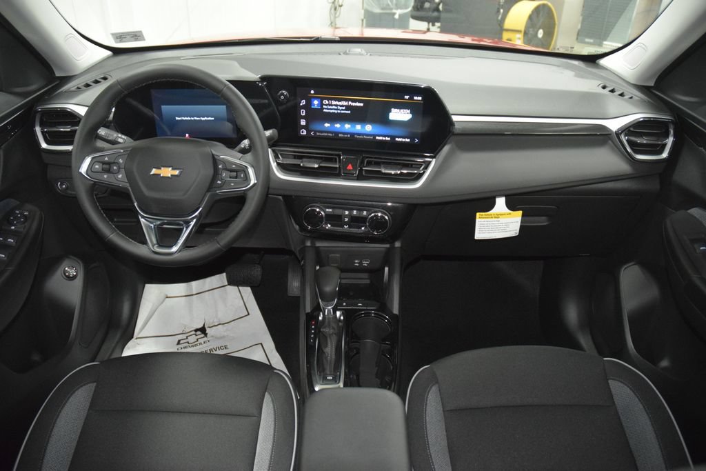 New 2026 Chevrolet TrailBlazer LT w/ Convenience Package FWD image 29