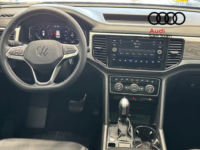 Used 2022 Volkswagen Atlas Cross Sport SE w/ Panoramic Sunroof Package image 27