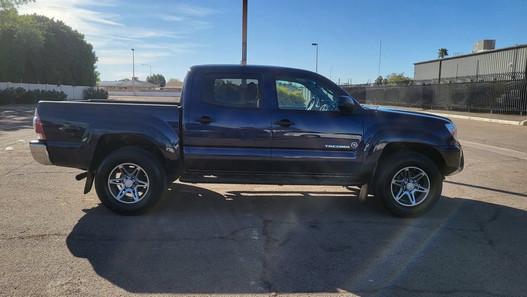 Used 2013 Toyota Tacoma PreRunner w/ SR5 Pkg RWD image 10