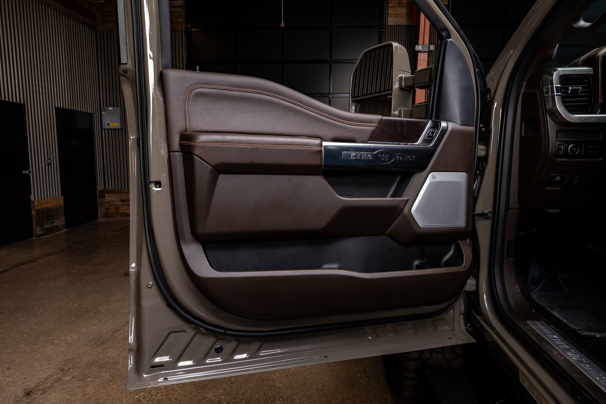 Used 2026 Ford F450 King Ranch w/ Chrome Package image 35