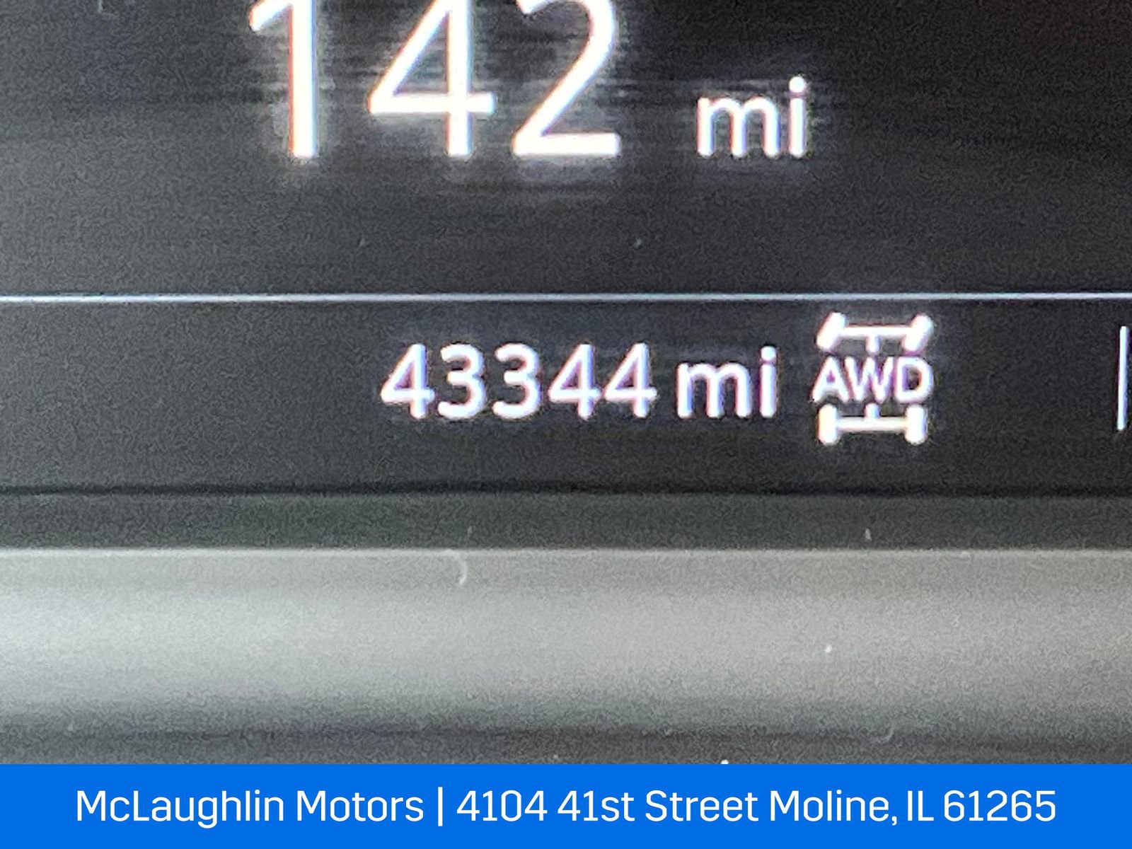 Certified 2023 Cadillac XT5 Premium Luxury w/ LPO, Floor Liner Package image 27