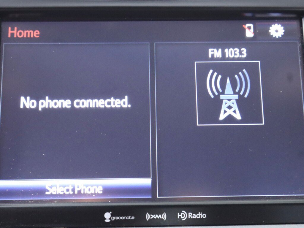 Used 2019 Toyota Highlander Plus AWD/4WD image 19