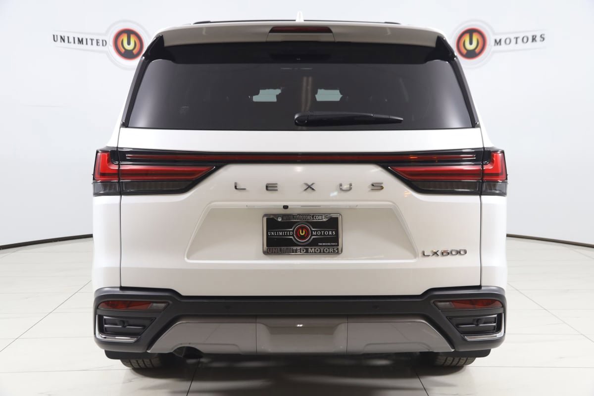 Used 2025 Lexus LX 600 4WD w/ Luxury Package image 54