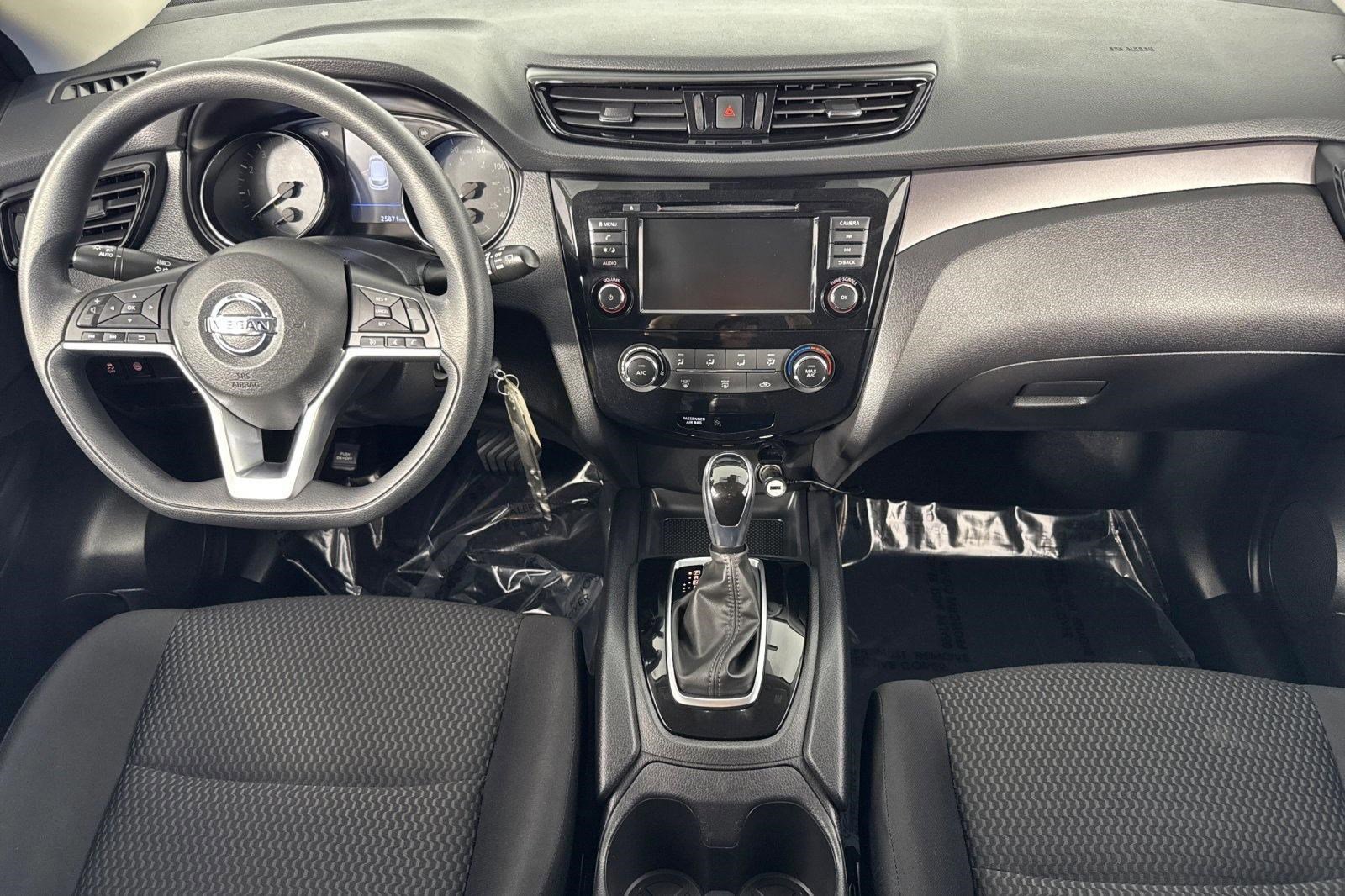 Used 2021 Nissan Rogue Sport S FWD image 15
