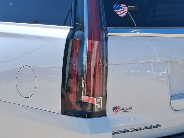 Used 2020 Cadillac Escalade ESV Platinum image 8