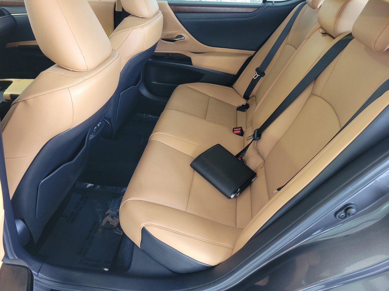 Used 2025 Lexus ES 350 w/ Premium Package image 13