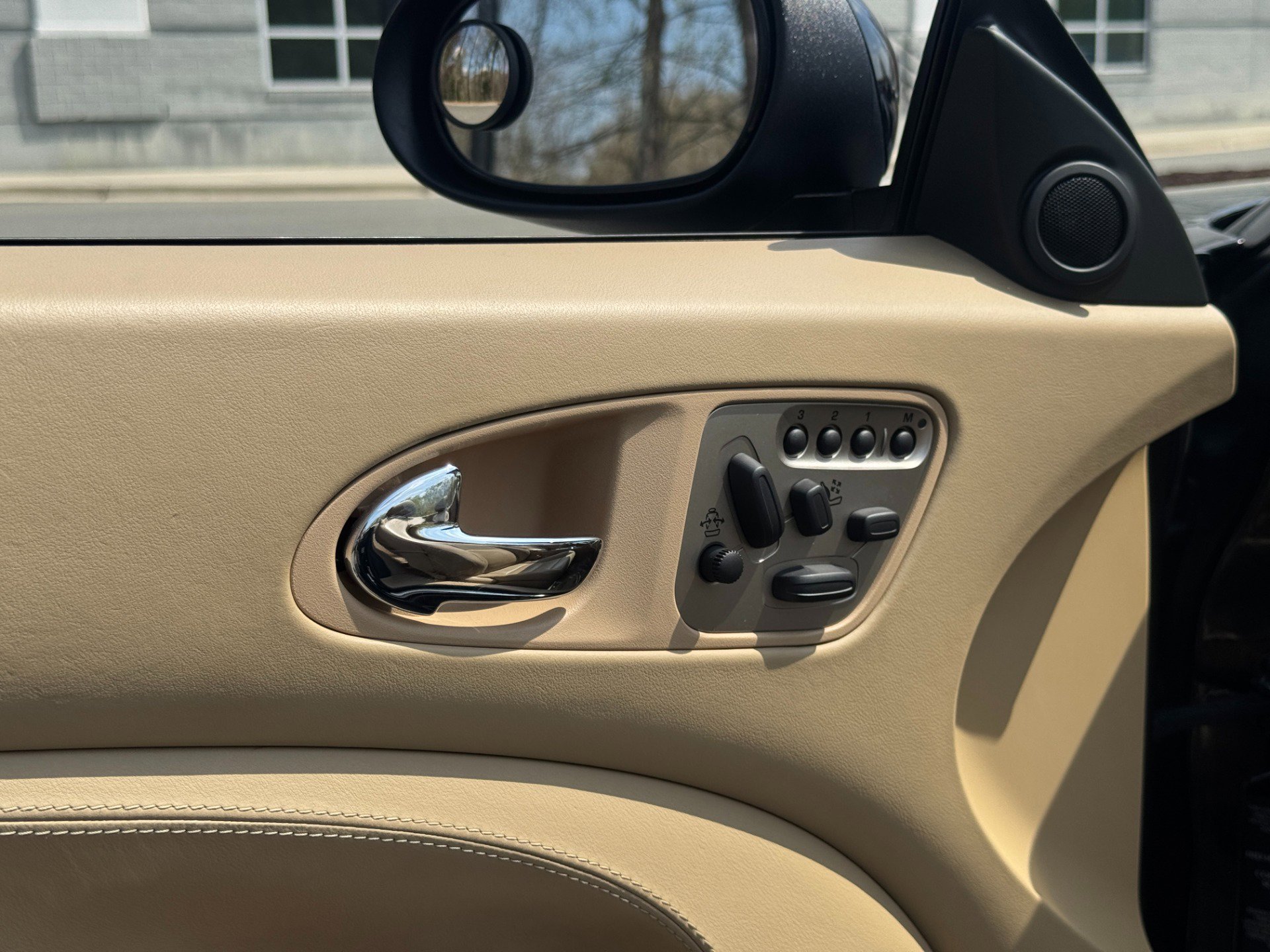 Used 2008 Jaguar XK Convertible image 26