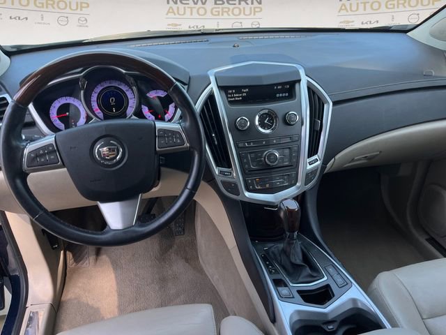 Used 2011 Cadillac SRX Luxury image 10
