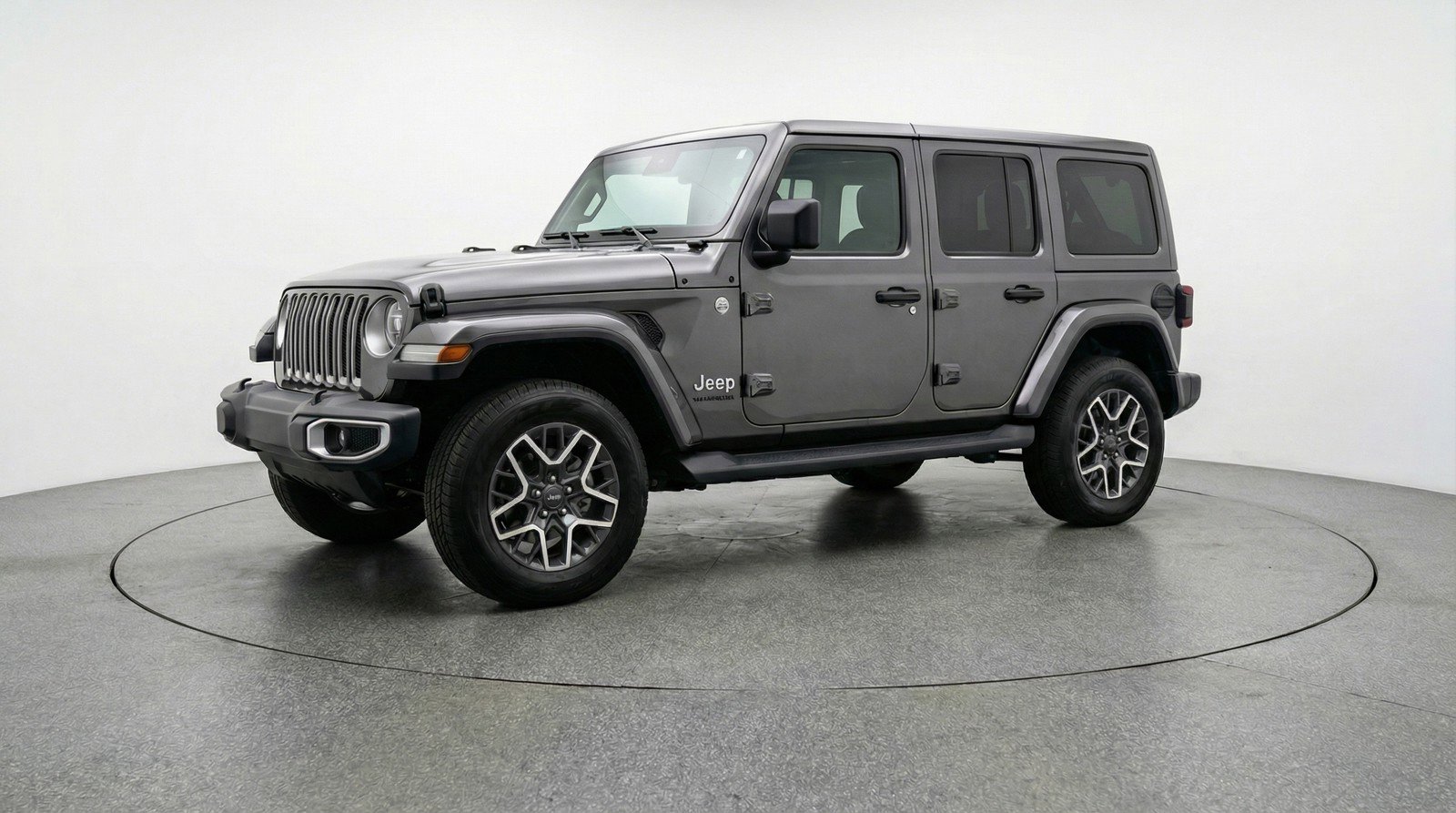 Used 2025 Jeep Wrangler Sahara AWD/4WD image 3