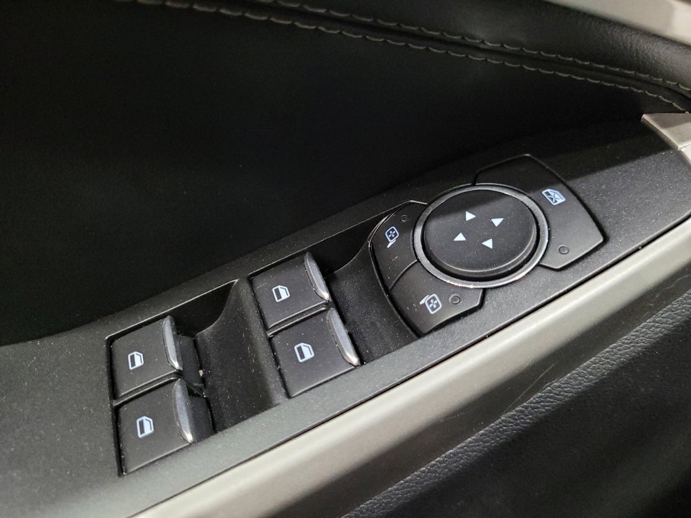 Used 2022 Ford Explorer XLT w/ Equipment Group 202A RWD image 27