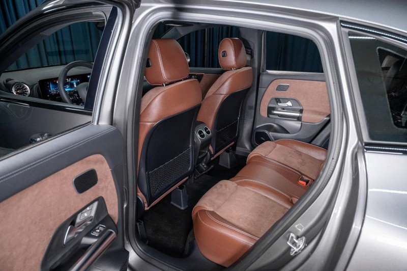 New 2026 Mercedes-Benz GLA 35 AMG 4MATIC image 26