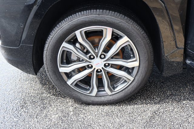 Used 2018 GMC Terrain Denali w/ Advanced Safety Package image 9
