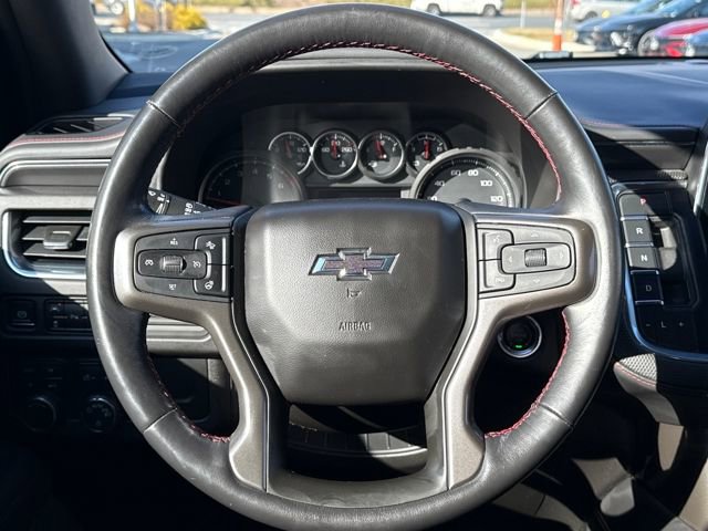 Used 2021 Chevrolet Suburban RST w/ Luxury Package image 14