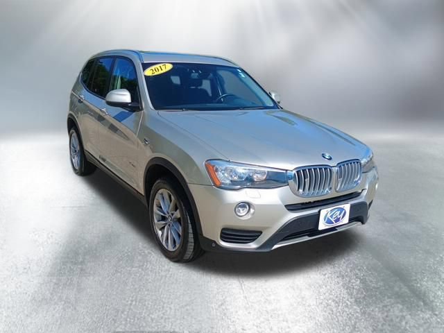 Used 2017 BMW X3 xDrive28i AWD/4WD image 8