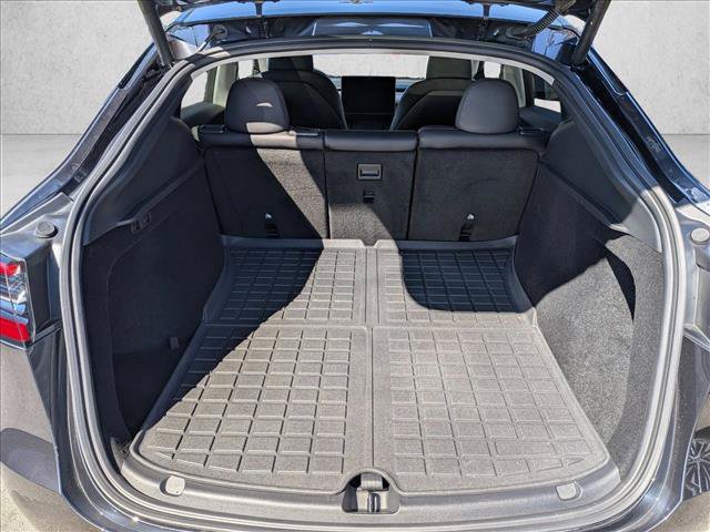 Used 2025 Tesla Model Y Long Range RWD image 6