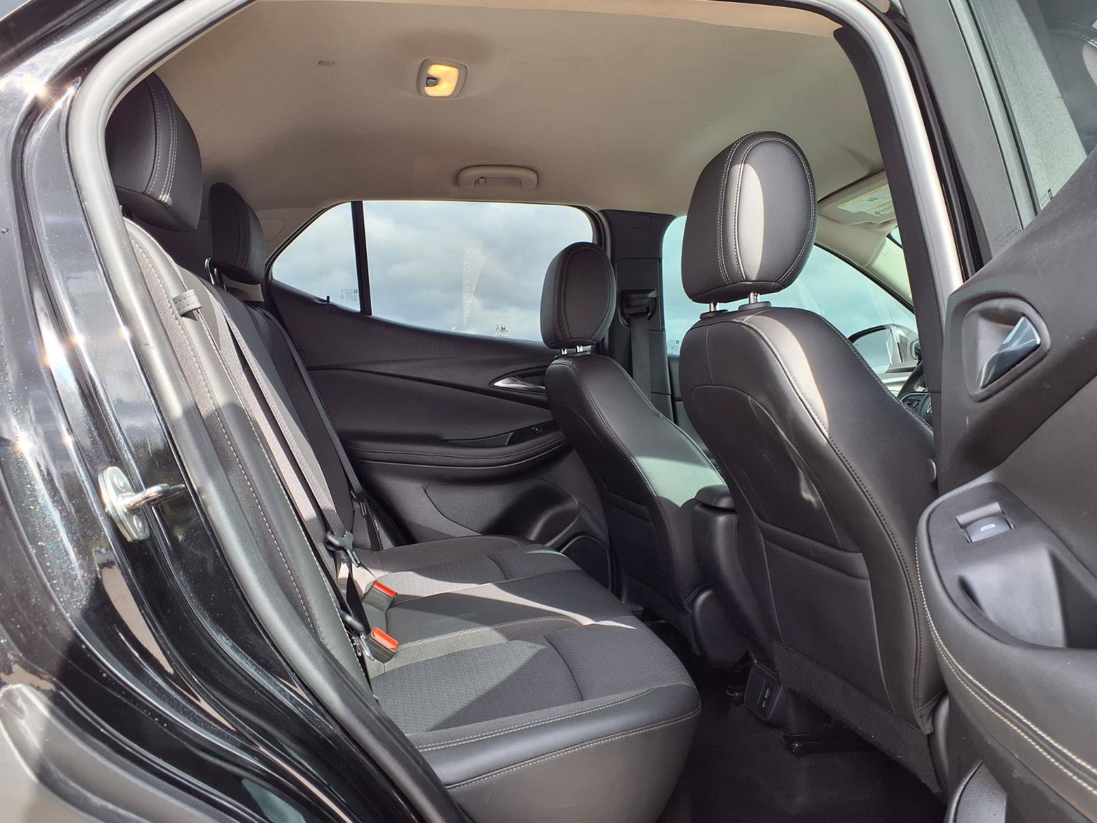 Used 2024 Buick Encore GX Preferred FWD image 26