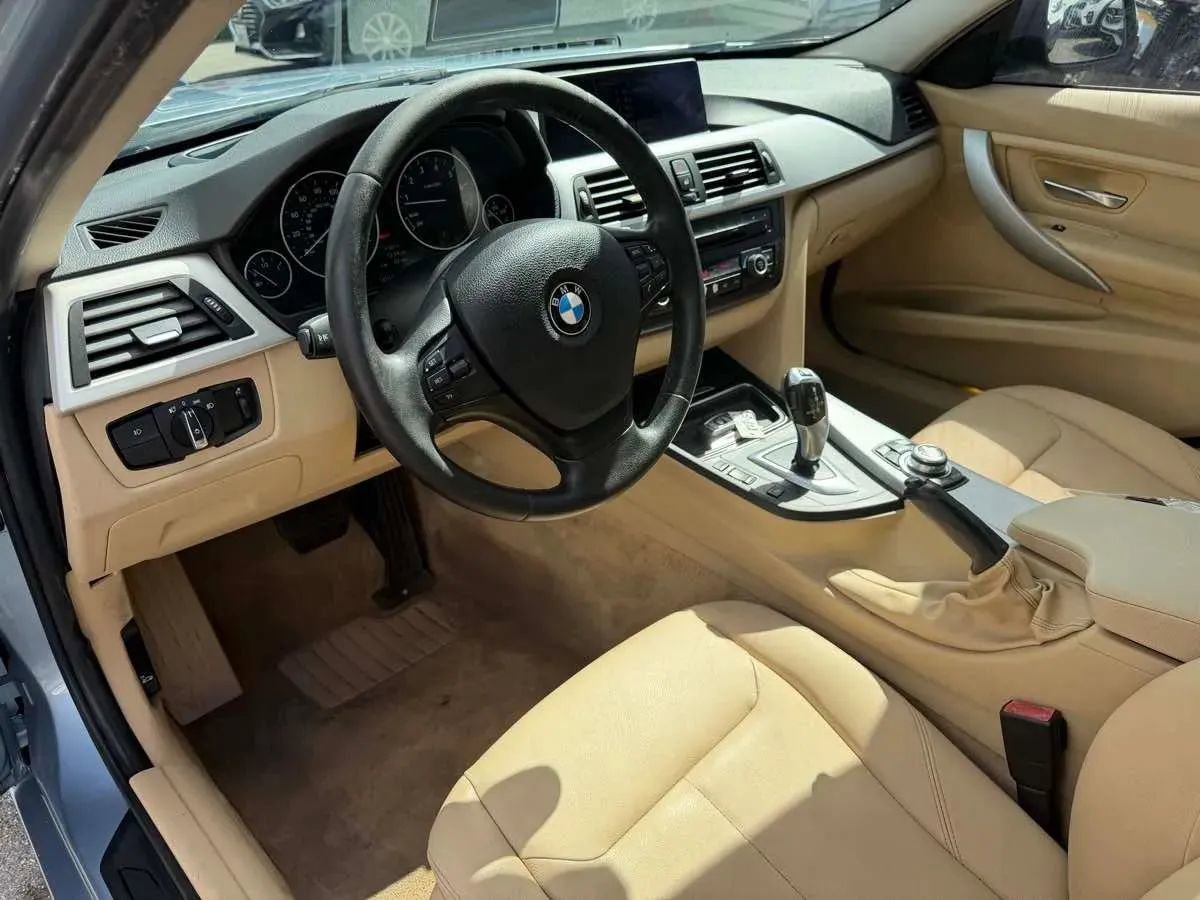 Used 2012 BMW 328i Sedan RWD image 13