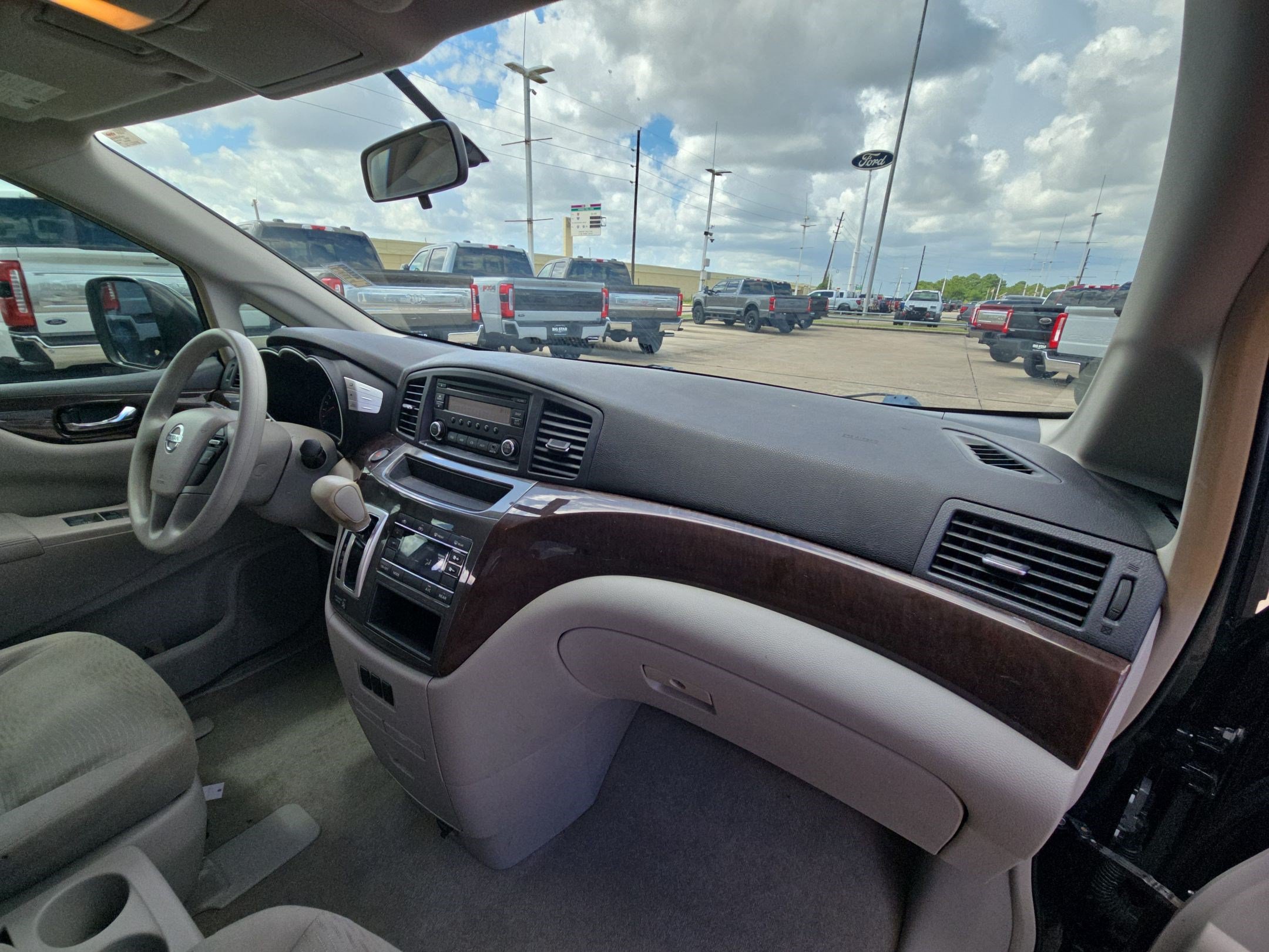 Used 2015 Nissan Quest S FWD image 45
