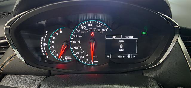 Used 2022 Chevrolet Trax LT w/ LT Convenience Package image 18