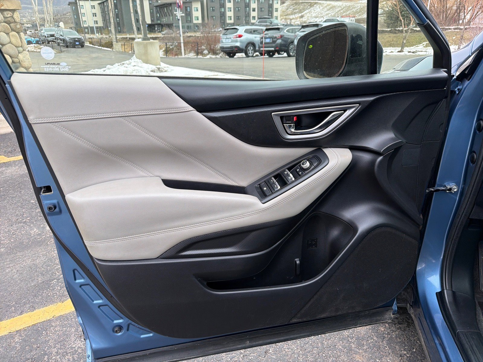 Used 2020 Subaru Forester Limited image 13