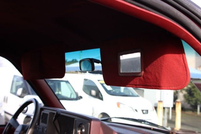 Used 1990 Chevrolet Silverado 1500 2WD Regular Cab image 30