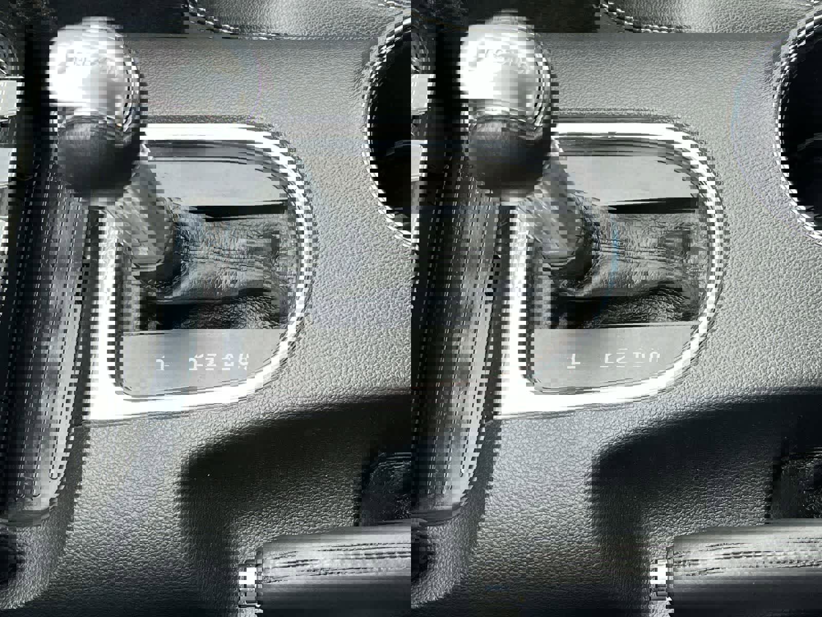 Used 2017 Ford Mustang Premium image 32