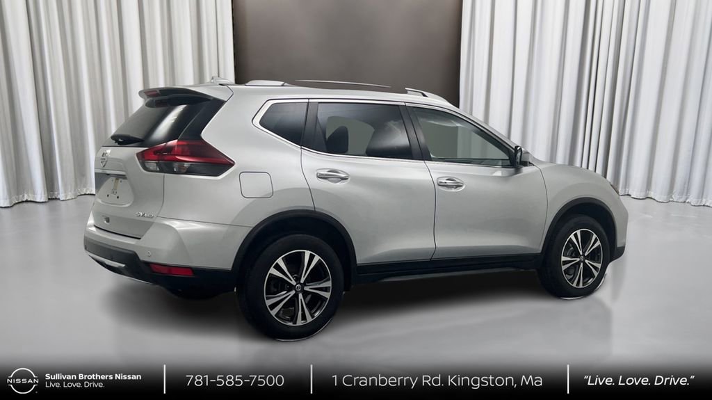 Certified 2019 Nissan Rogue SV w/ Premium Package image 5