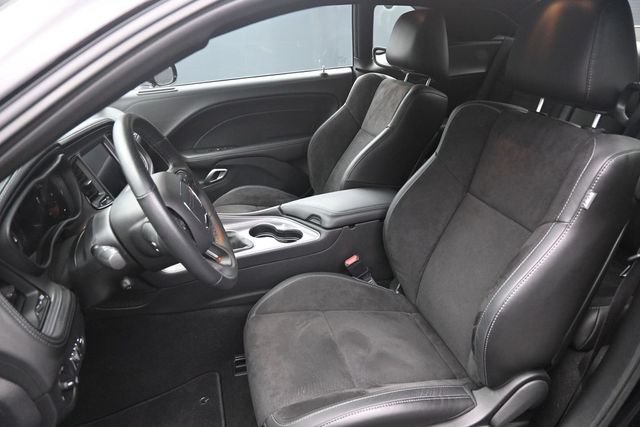Used 2023 Dodge Challenger R/T w/ Plus Package RWD image 32