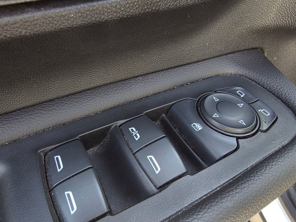 Used 2022 GMC Terrain Denali image 12