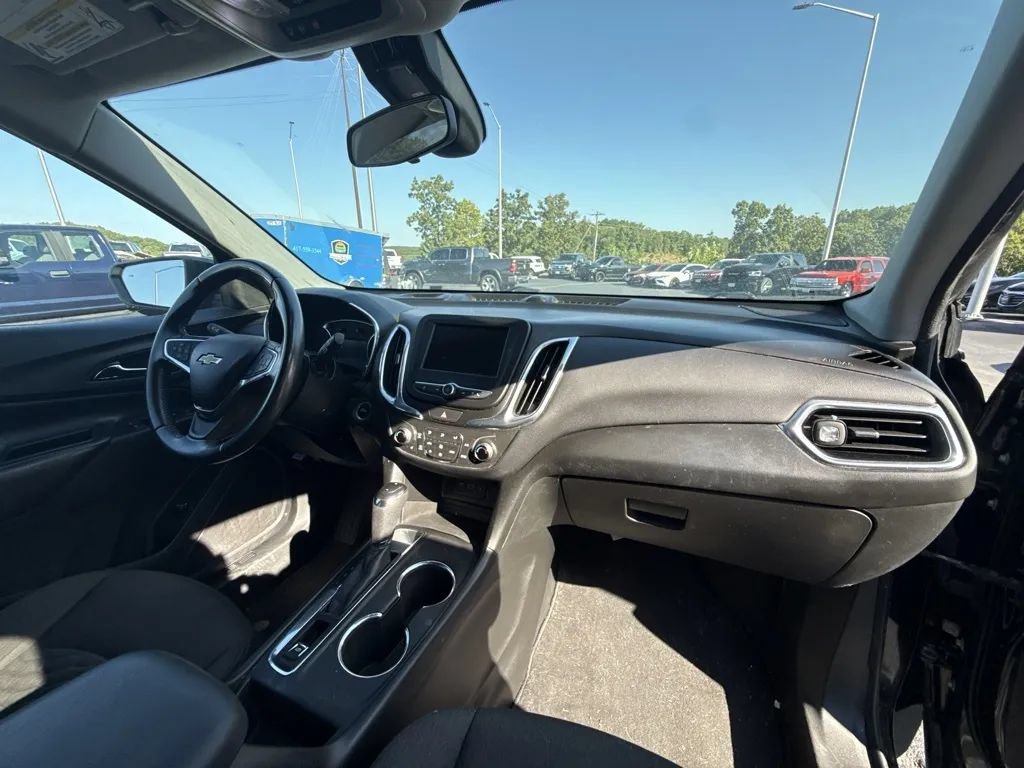 Used 2020 Chevrolet Equinox LT FWD image 13