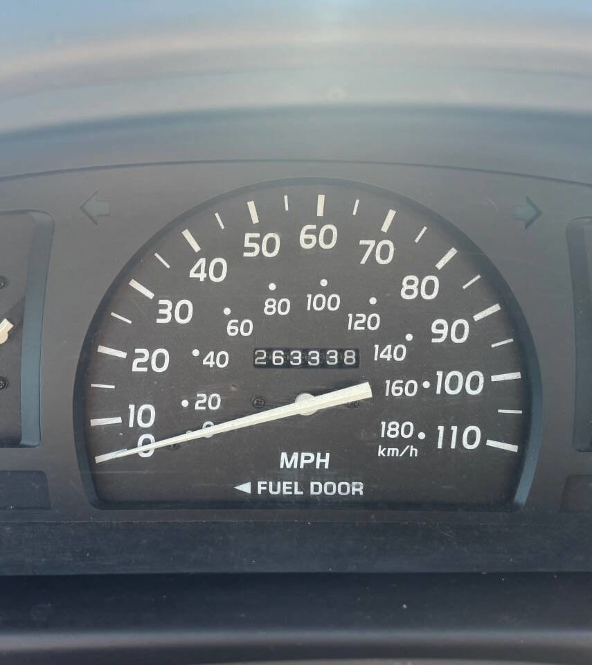 Used 2004 Toyota Tacoma 2WD Regular Cab image 17