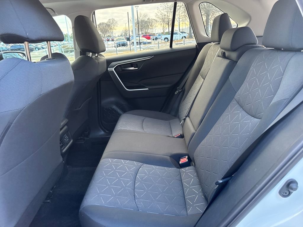 Used 2020 Toyota RAV4 XLE image 26