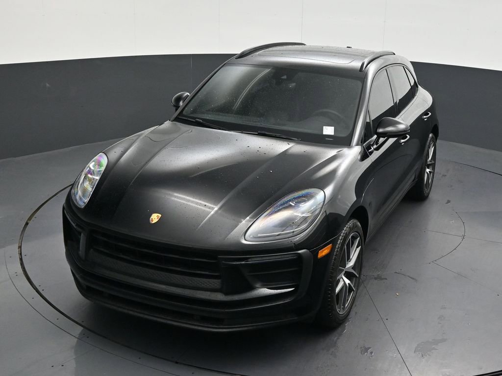 Used 2022 Porsche Macan AWD/4WD image 24
