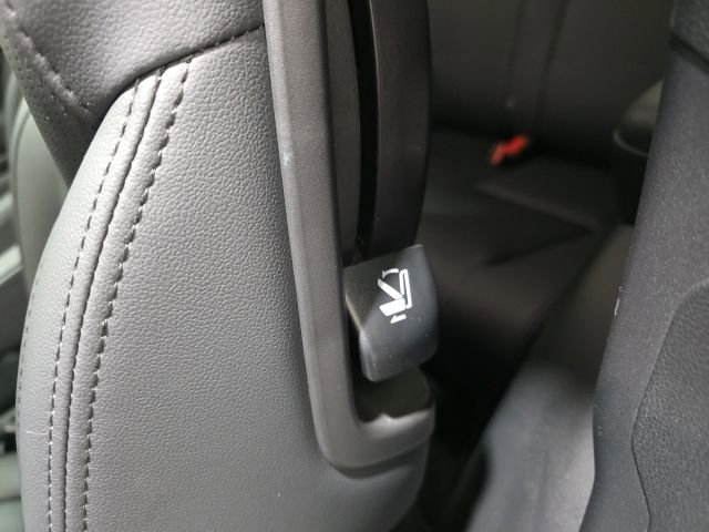 Certified 2025 Subaru Ascent Bronze Edition w/ Onyx Package image 33