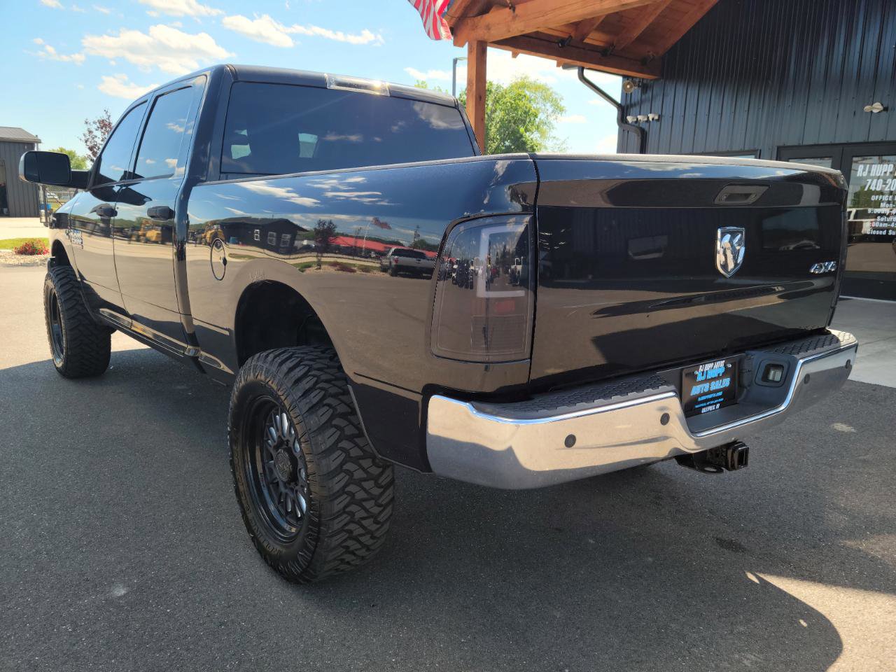 Used 2016 RAM 2500 Tradesman w/ Chrome Appearance Group AWD/4WD image 6