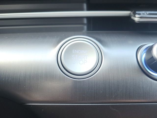 New 2026 Hyundai Kona SE image 17