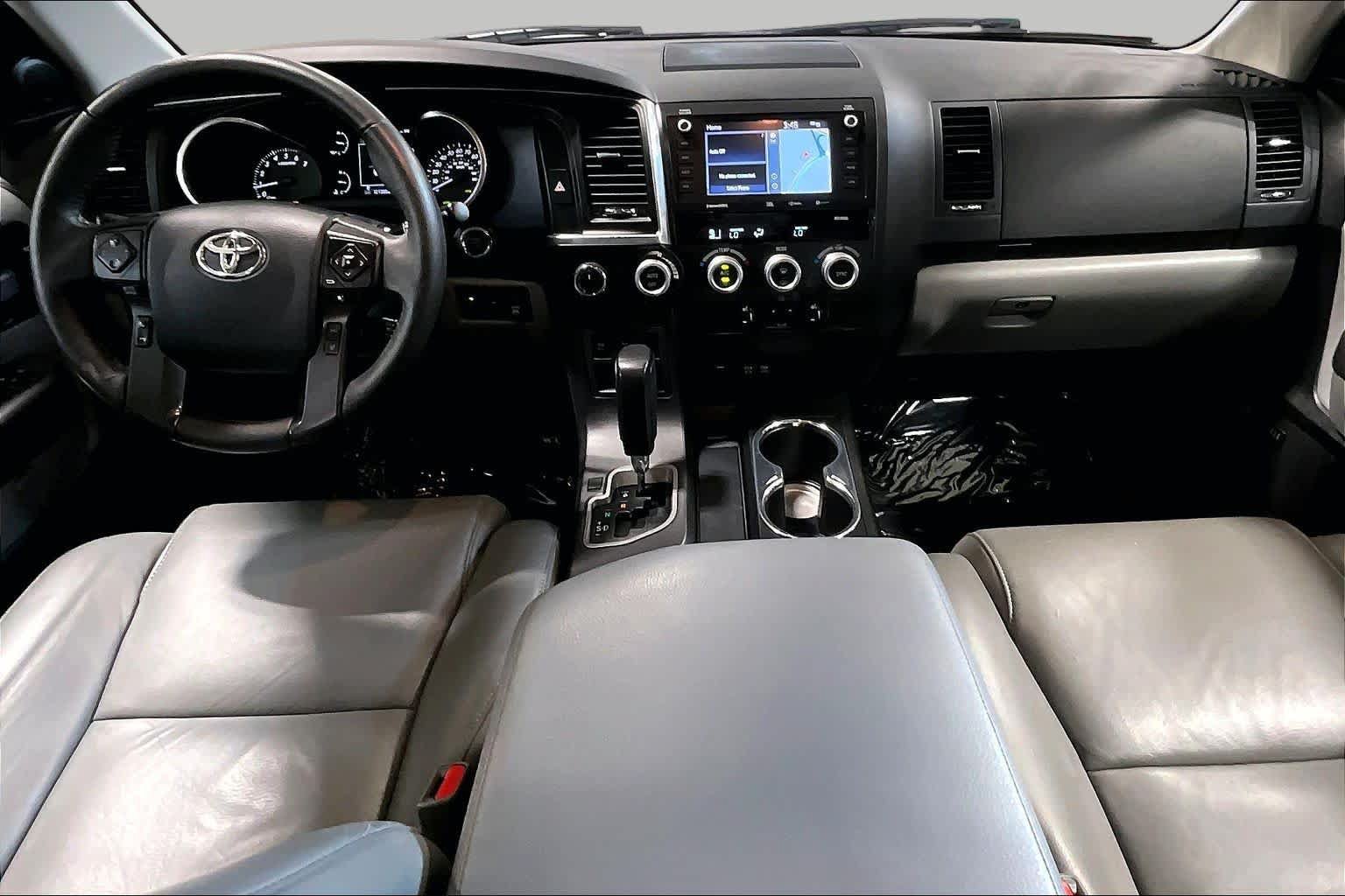 Used 2020 Toyota Sequoia Limited w/ Safety & Convenience Package AWD/4WD image 15