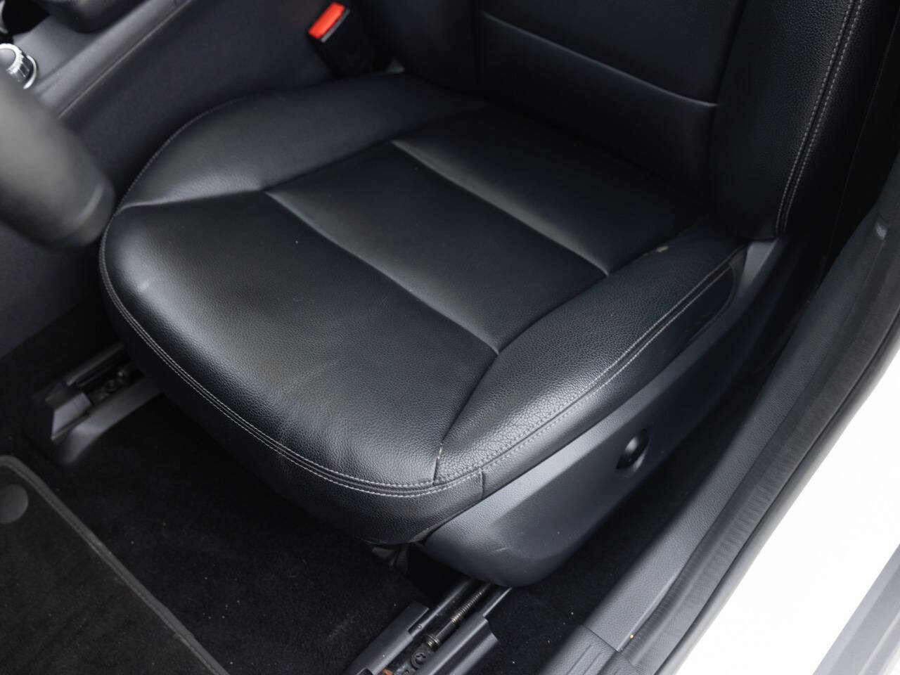 Used 2015 Mercedes-Benz GLA 250 4MATIC image 21