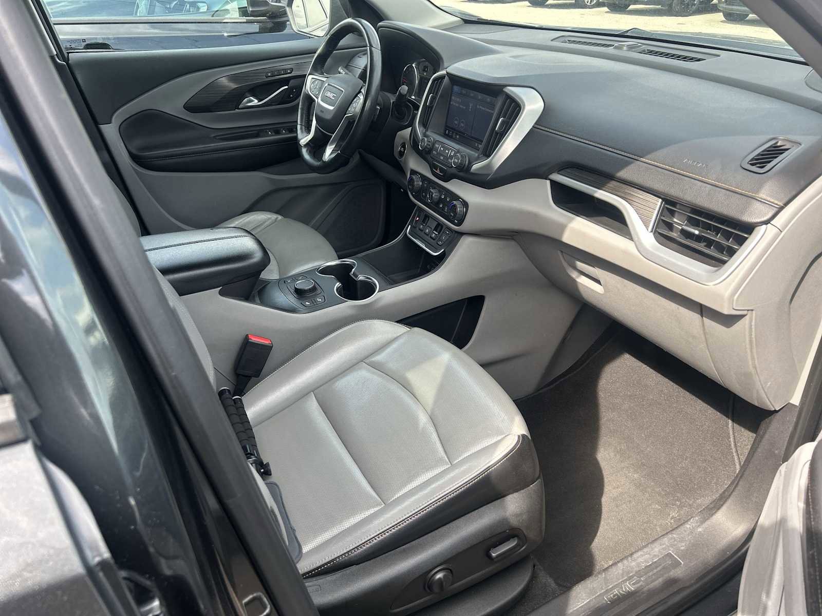 Used 2018 GMC Terrain SLT w/ Preferred Package FWD image 28