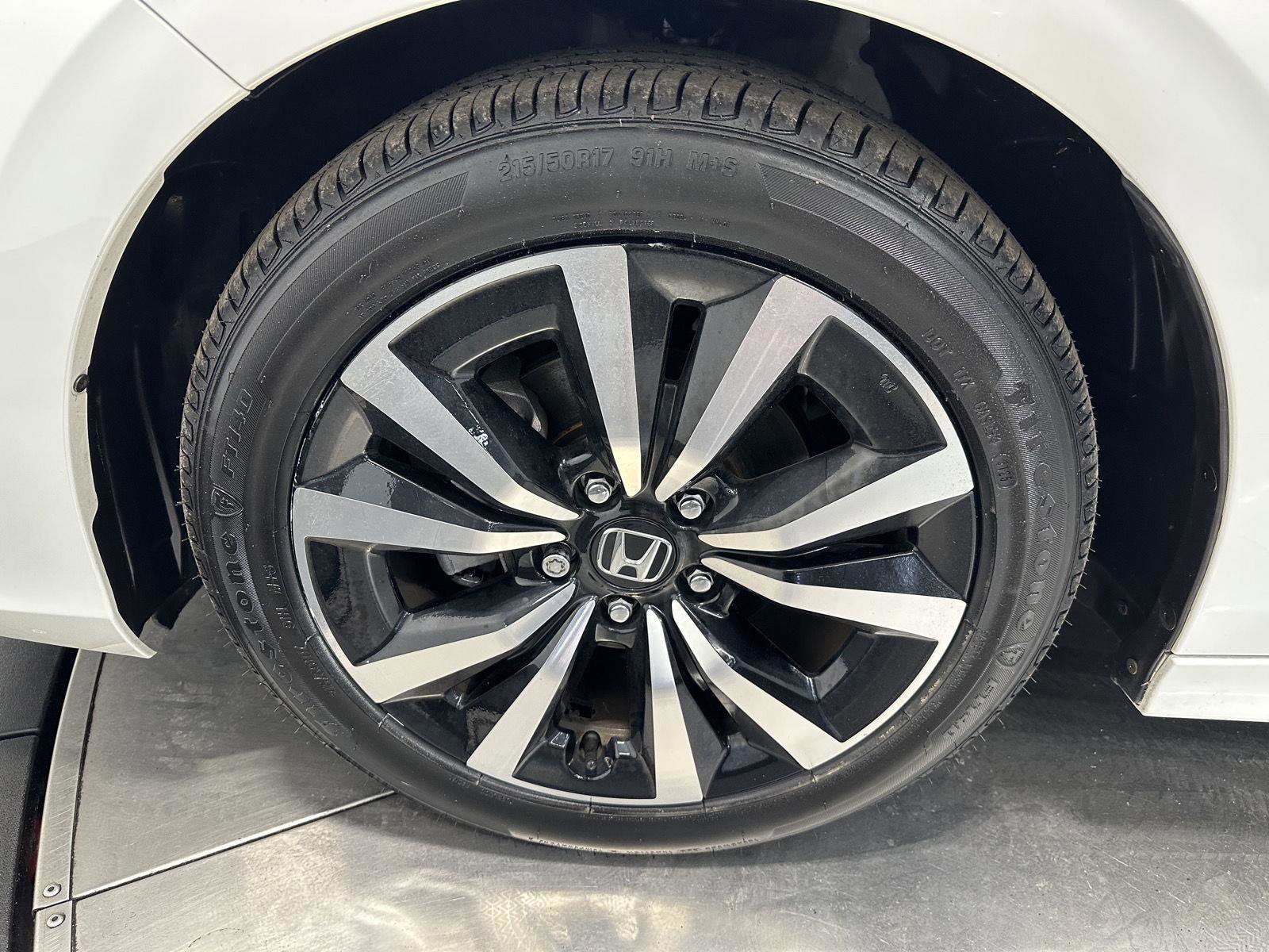 Certified 2024 Honda Civic EX image 8