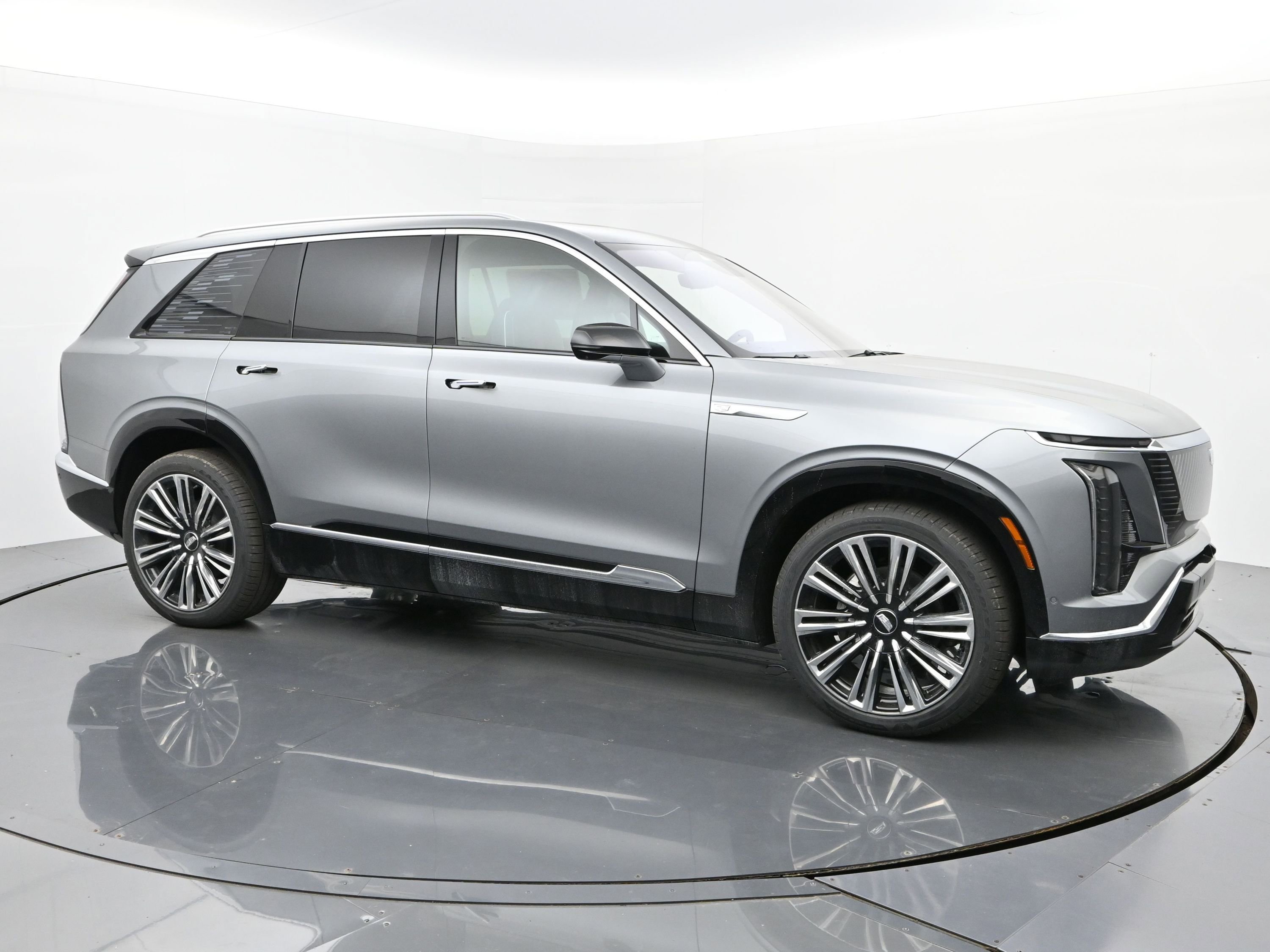 New 2026 Cadillac Vistiq Premium Luxury w/ LPO, Floor Liner Package image 7