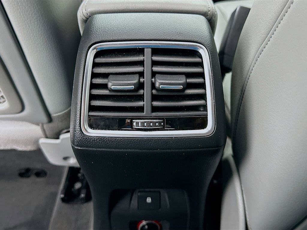 Used 2018 Audi Q3 2.0T Premium Plus w/ Premium Plus Package image 25