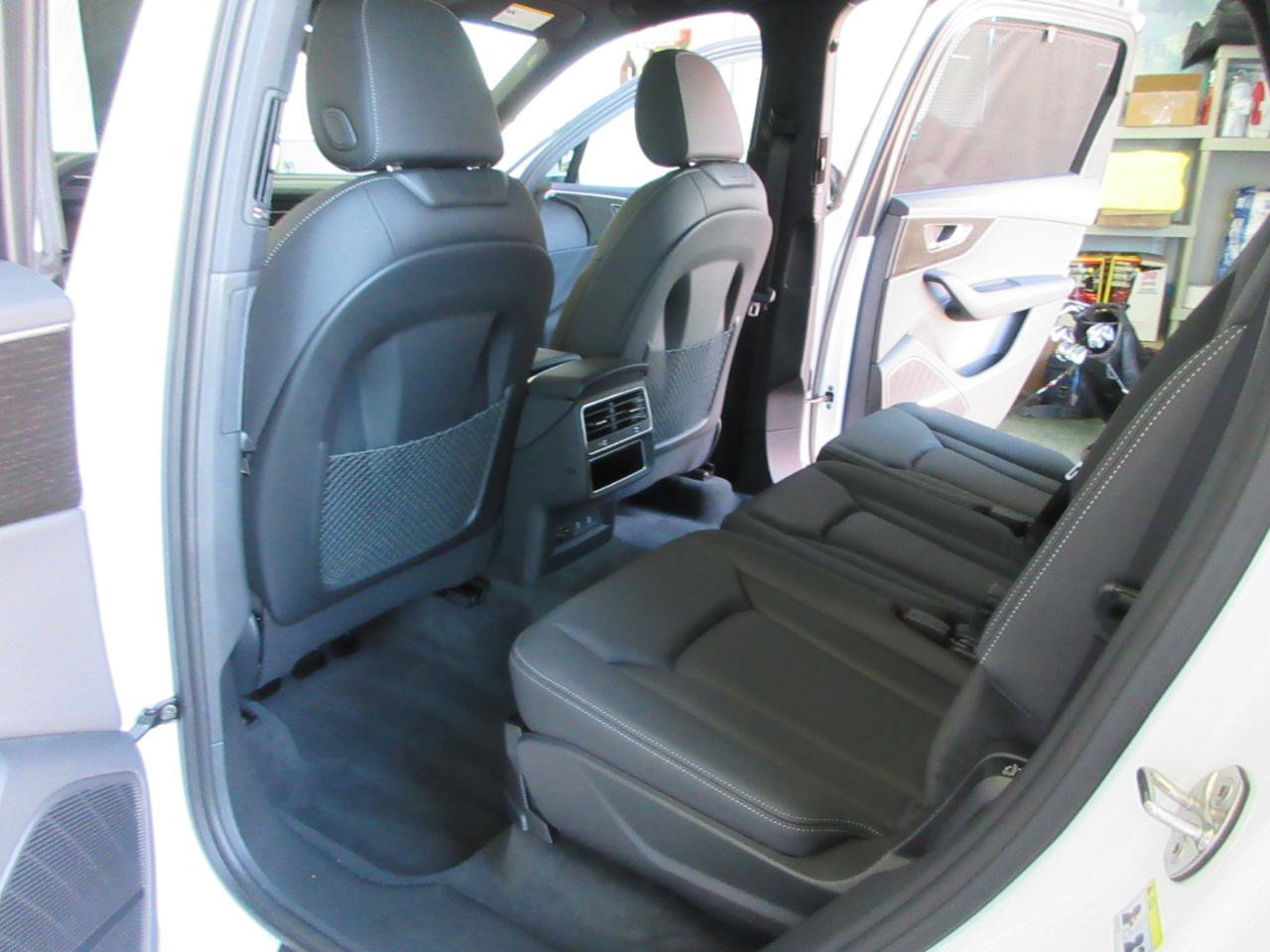 Used 2025 Audi Q7 3.0T Premium Plus w/ Premium Plus Package AWD/4WD image 48