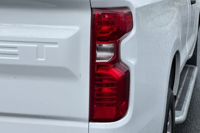 Used 2025 Chevrolet Silverado 1500 W/T image 42