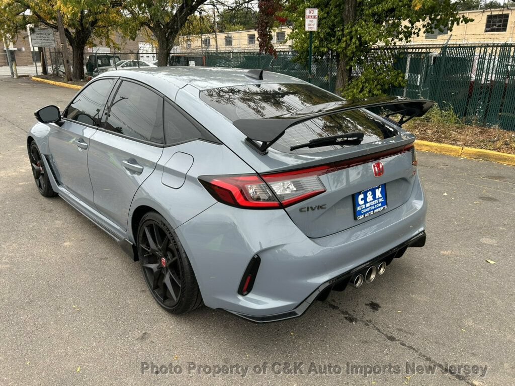 Used 2023 Honda Civic Type R image 15
