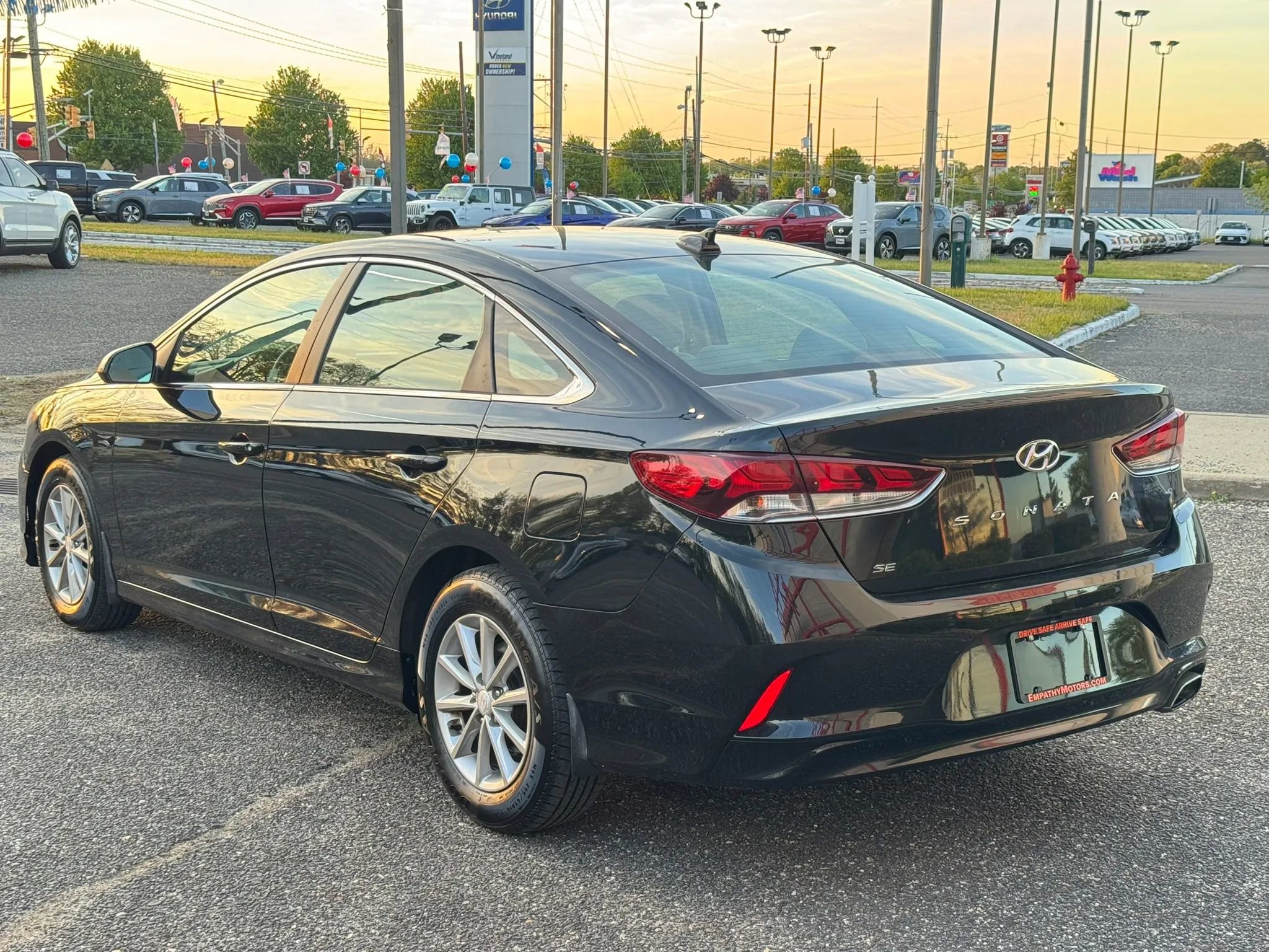 Used 2018 Hyundai Sonata SE FWD image 3