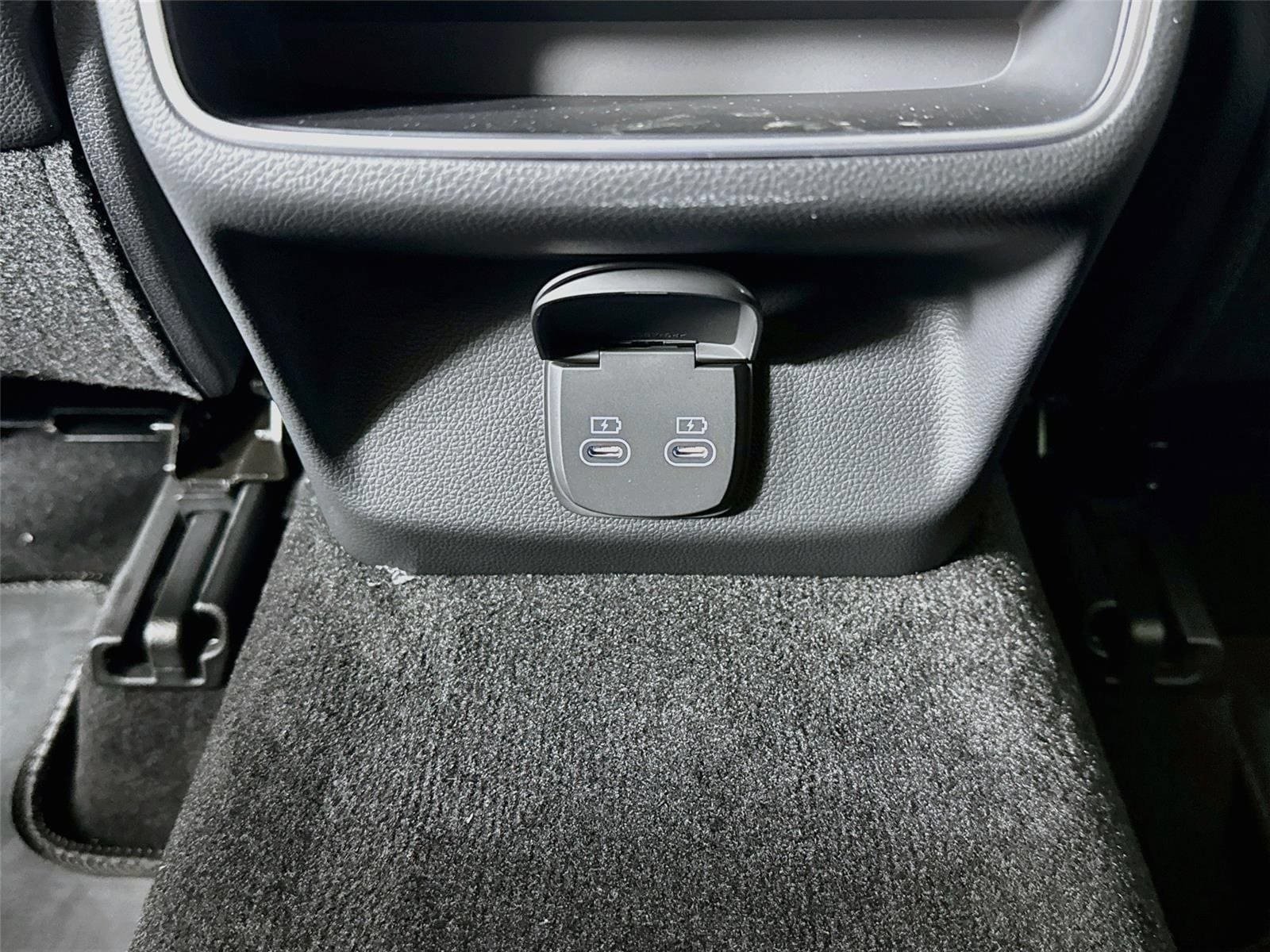 New 2027 Genesis GV70 2.5T Advanced AWD/4WD image 28