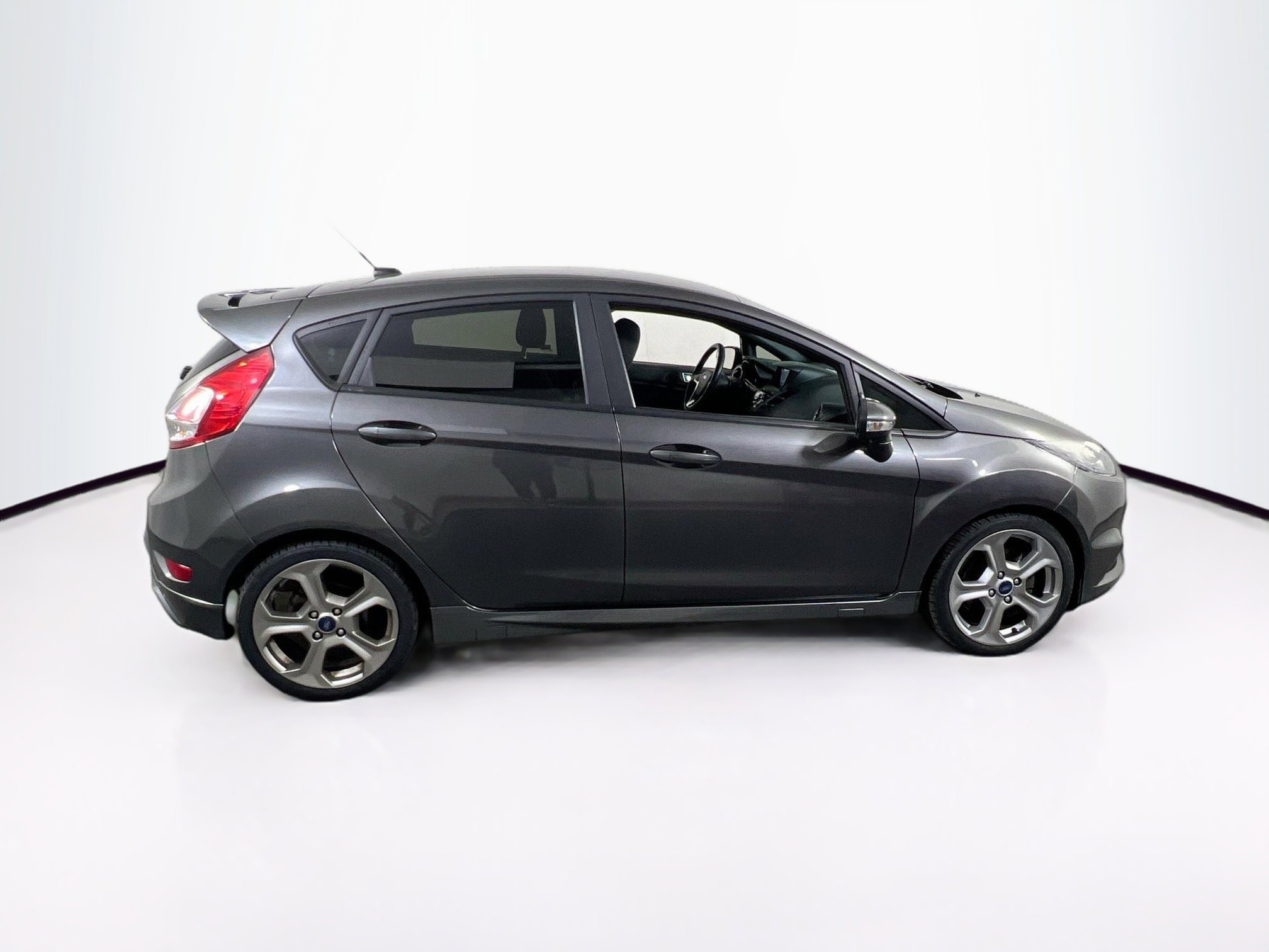 Used 2018 Ford Fiesta ST image 4