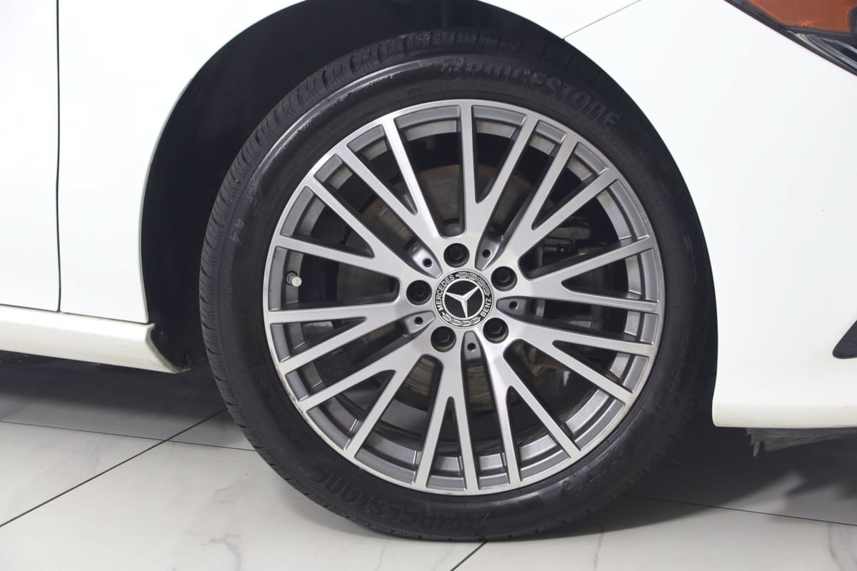 Used 2021 Mercedes-Benz CLA 250 4MATIC w/ Premium Package image 14